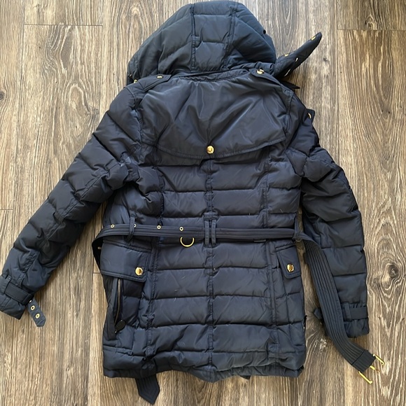 Burberry Brit Winter Navy Blue Puffer Coat With Gold Button - Picture 8 of 8